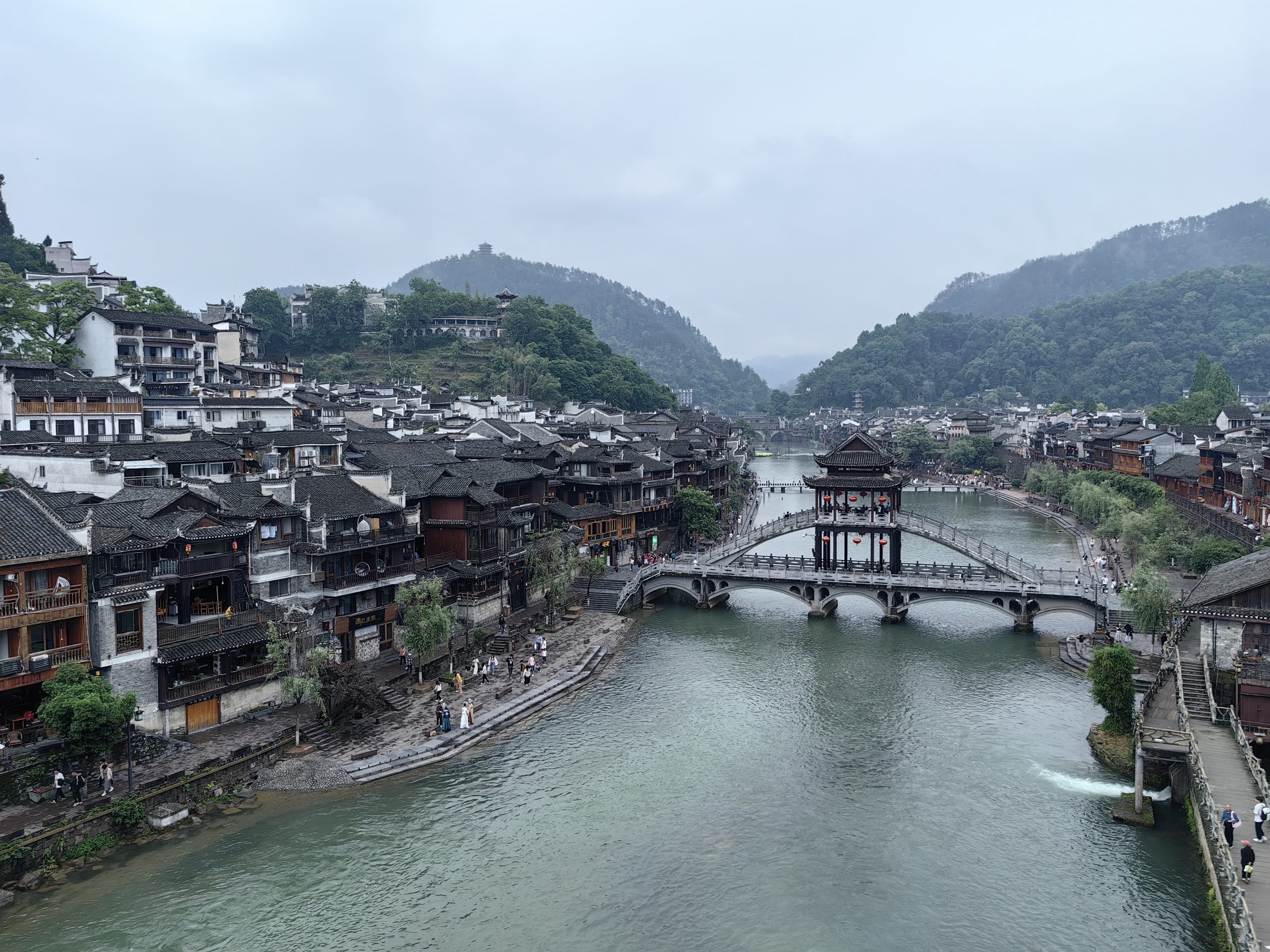 海南自驾之旅:湘西凤凰古城